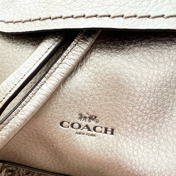 COACH Derby backpack gold metallic drawstring - Picture 3 of 13